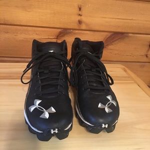 Men’s Under Armor Football Cleats